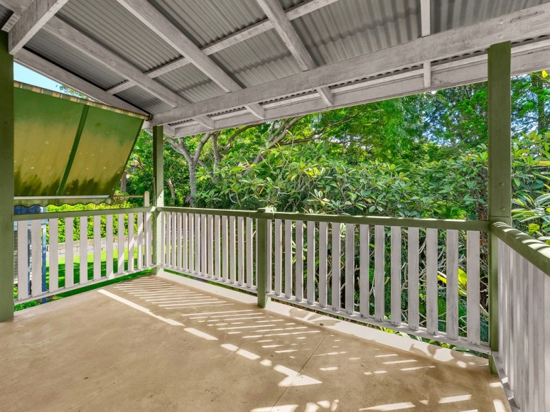 21 Davies Road, Ashgrove QLD 4060