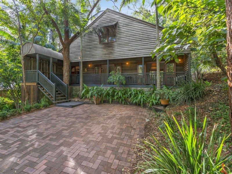 19 El Paso Street, Bardon QLD 4065