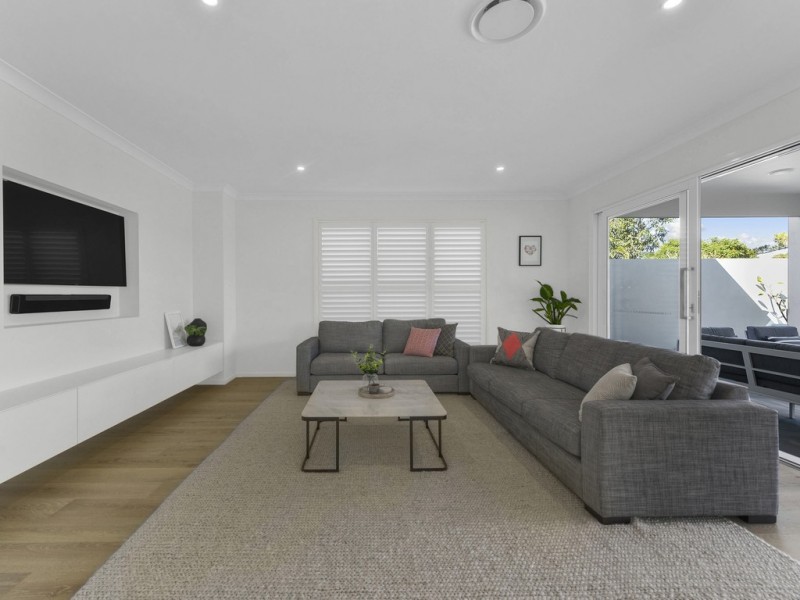 11 McCormack Avenue, Ashgrove QLD 4060