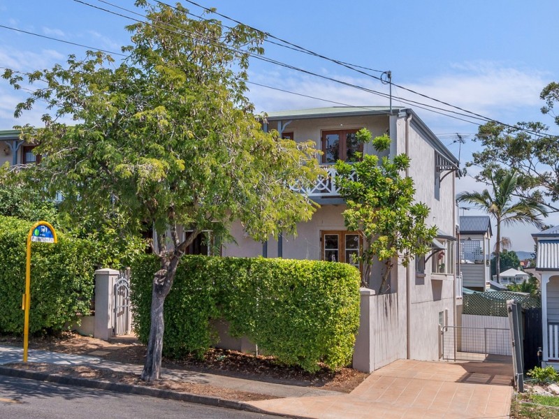 82 Windsor Road, Red Hill QLD 4059
