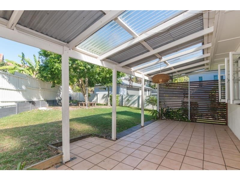 20 Acacia Drive, Ashgrove QLD 4060