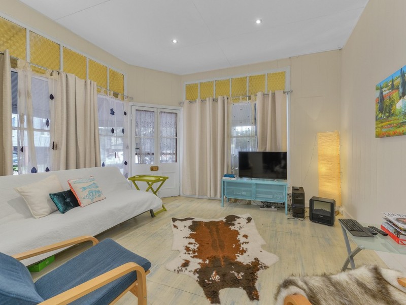 37-43 Lochaber Street, Dutton Park QLD 4102