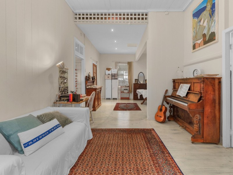 37-43 Lochaber Street, Dutton Park QLD 4102