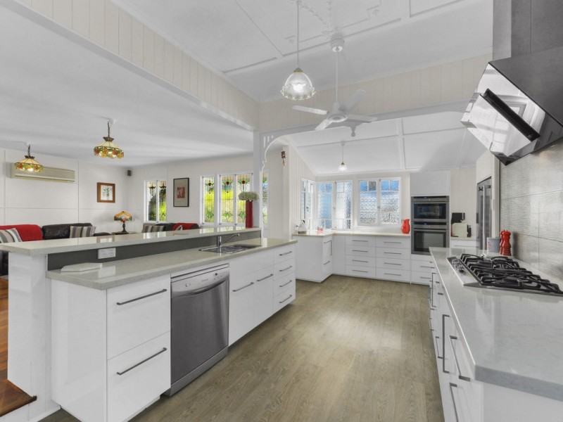 35 Exeter Street, Ashgrove QLD 4060