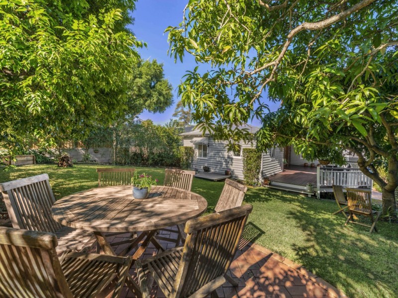 35 Exeter Street, Ashgrove QLD 4060