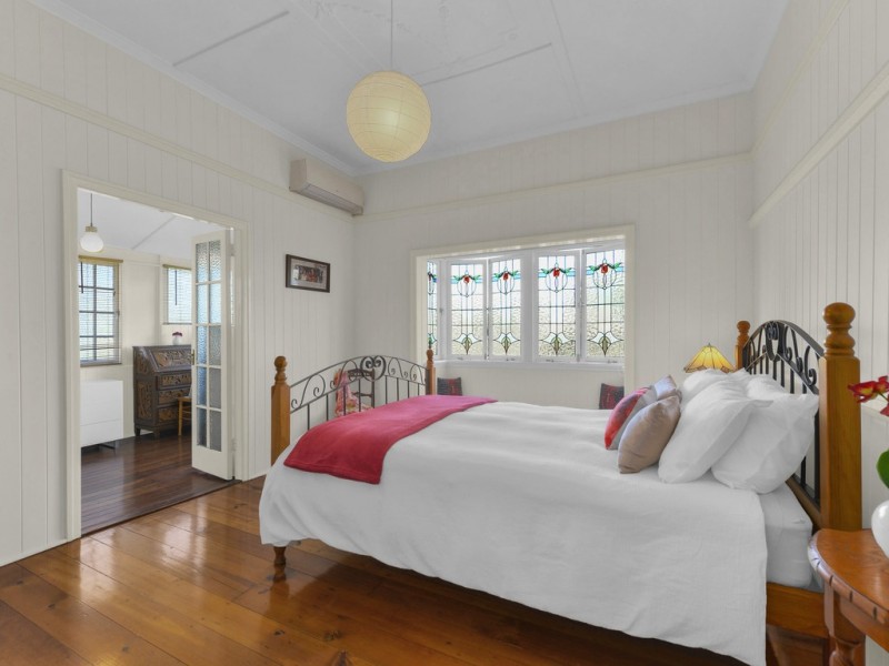 35 Exeter Street, Ashgrove QLD 4060