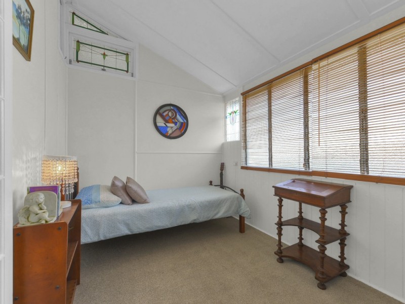 35 Exeter Street, Ashgrove QLD 4060