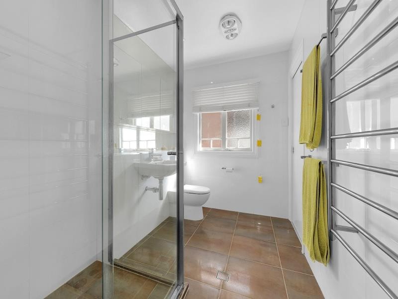 18 Bathurst Street, Red Hill QLD 4059