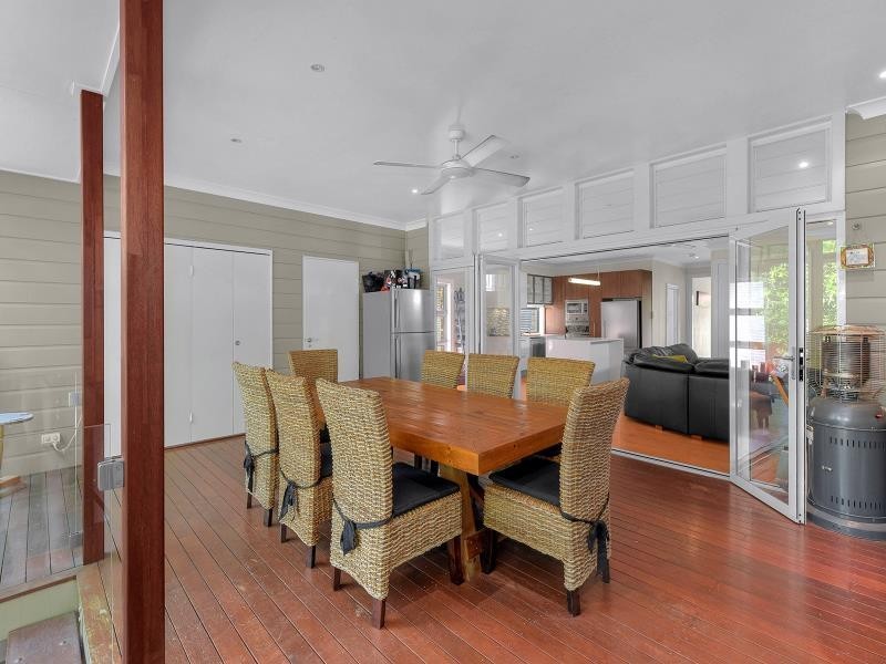 18 Bathurst Street, Red Hill QLD 4059