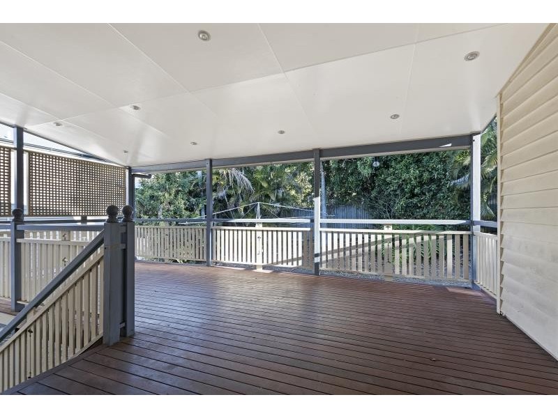 34 Main Avenue, Bardon QLD 4065