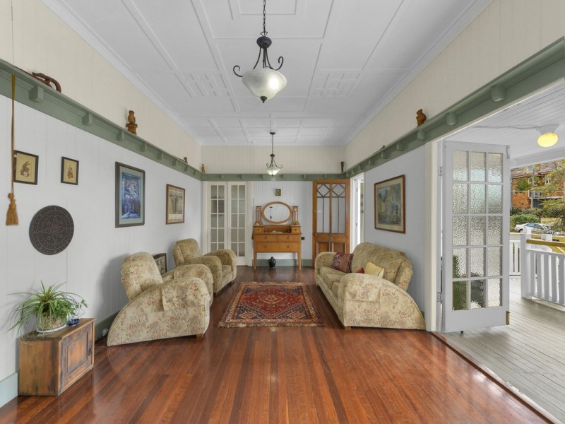 50 Elimatta Drive, Ashgrove QLD 4060