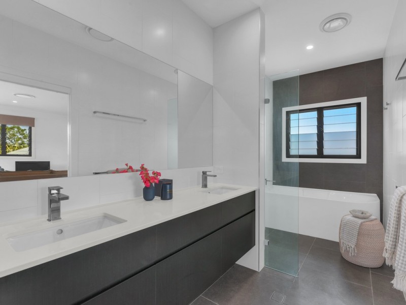 48 Moore Street, Enoggera QLD 4051