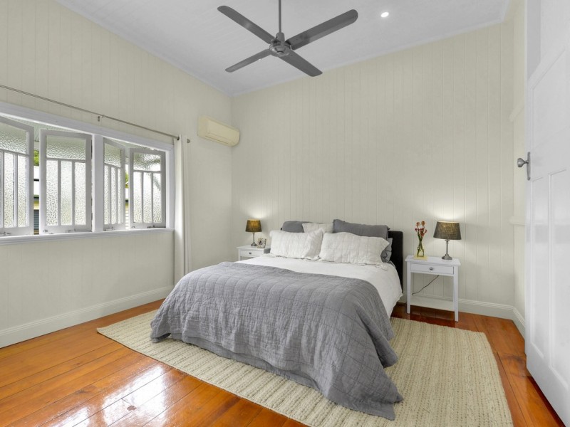 156 Ashgrove Avenue, Ashgrove QLD 4060