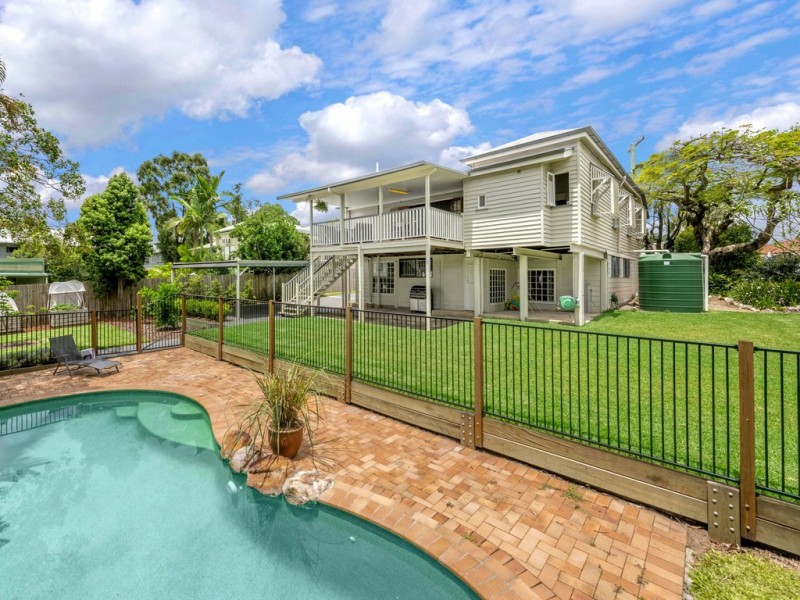 156 Ashgrove Avenue, Ashgrove QLD 4060