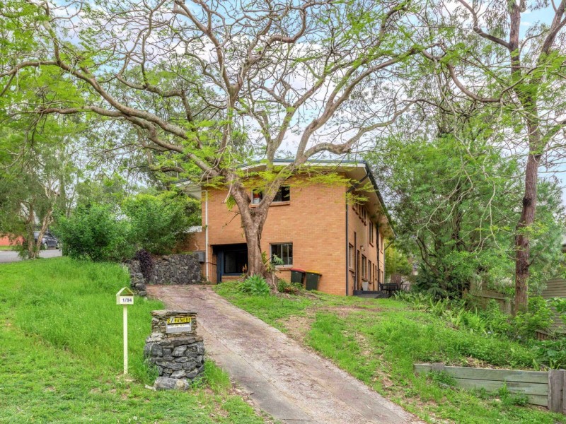 94 Hebe Street, Bardon QLD 4065