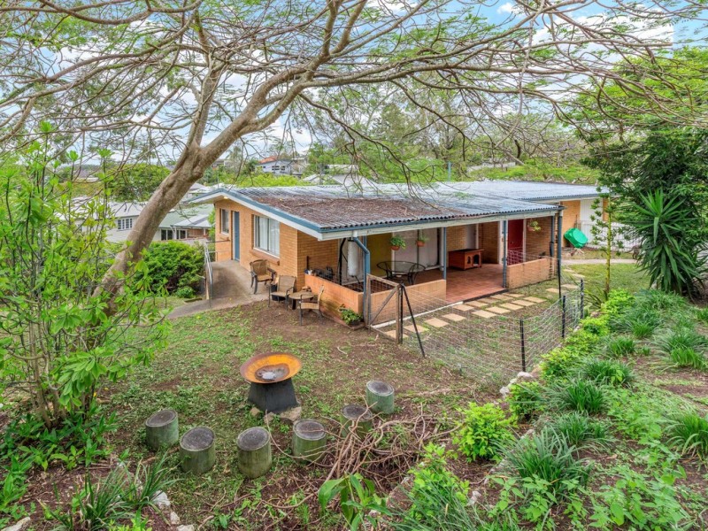 94 Hebe Street, Bardon QLD 4065