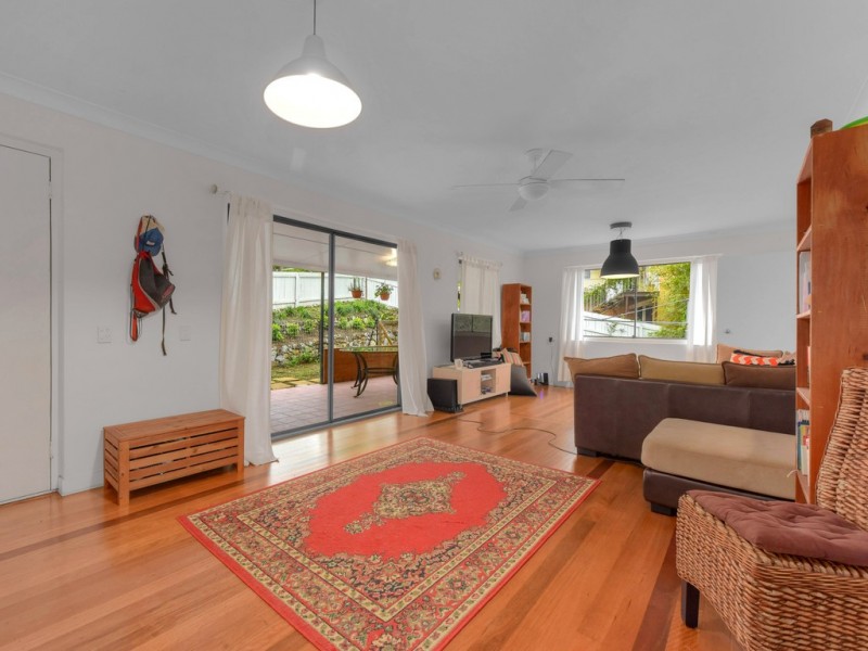 94 Hebe Street, Bardon QLD 4065