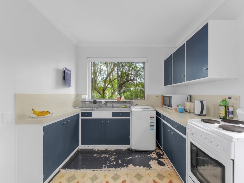 94 Hebe Street, Bardon QLD 4065