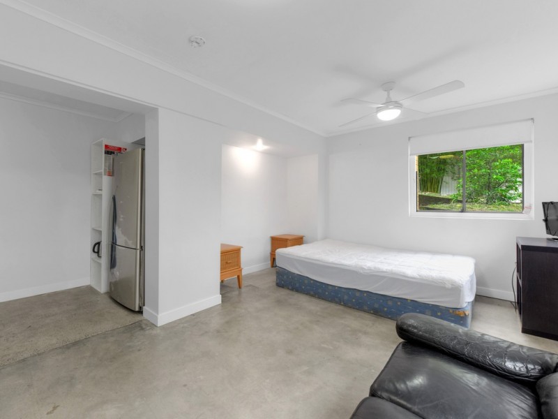 94 Hebe Street, Bardon QLD 4065