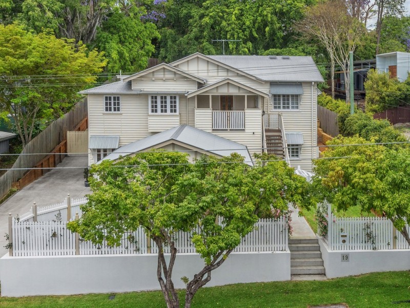 19 Lansbury Parade, Ashgrove QLD 4060