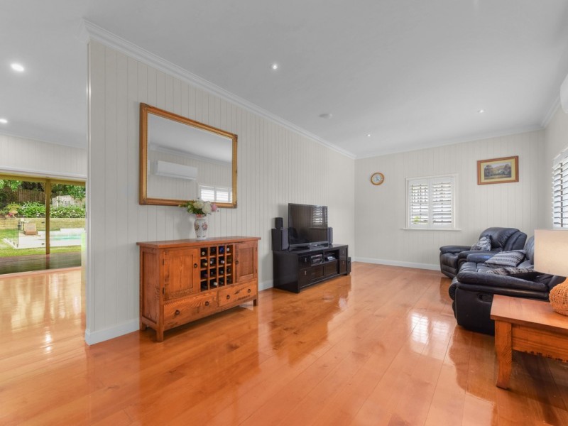 19 Lansbury Parade, Ashgrove QLD 4060