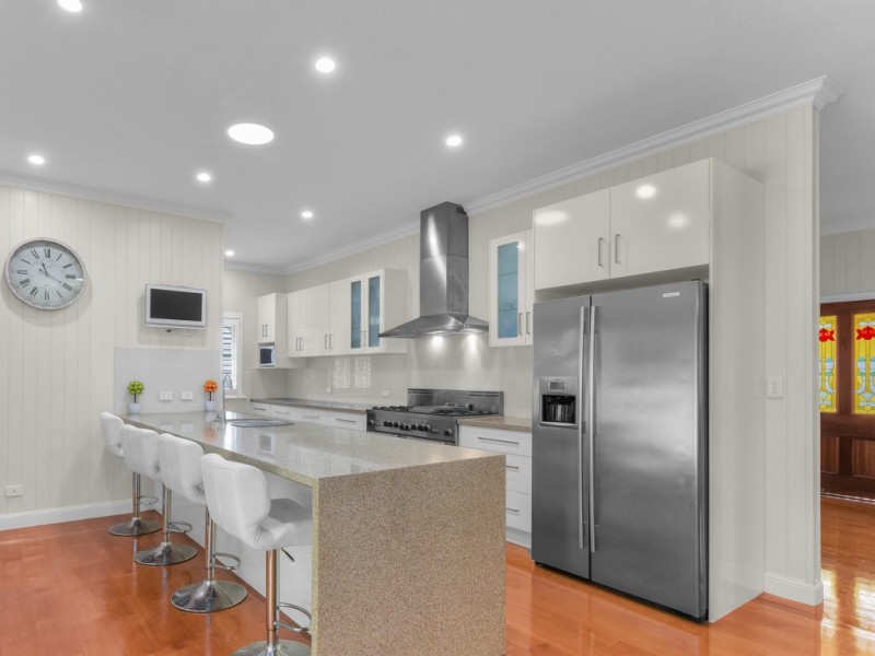 19 Lansbury Parade, Ashgrove QLD 4060