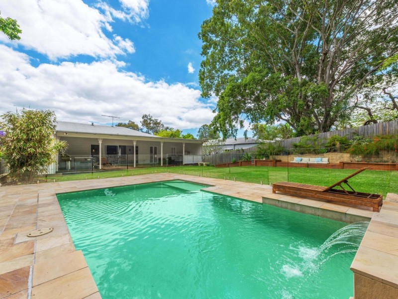 19 Lansbury Parade, Ashgrove QLD 4060