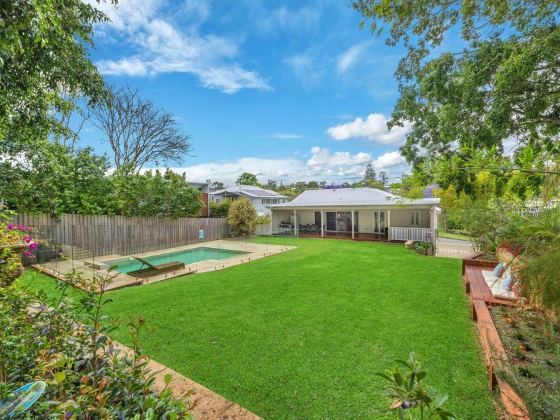 19 Lansbury Parade, Ashgrove QLD 4060