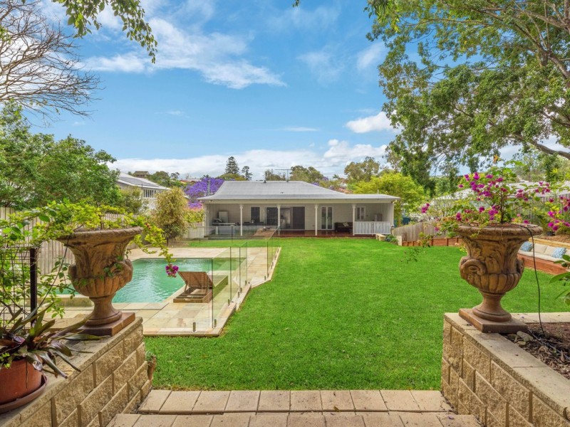 19 Lansbury Parade, Ashgrove QLD 4060