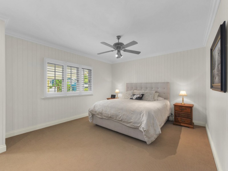 19 Lansbury Parade, Ashgrove QLD 4060