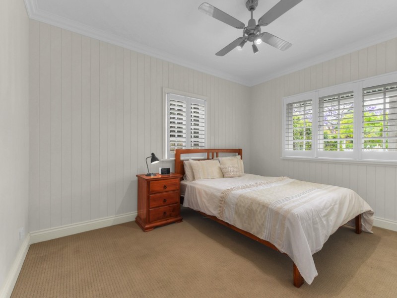 19 Lansbury Parade, Ashgrove QLD 4060