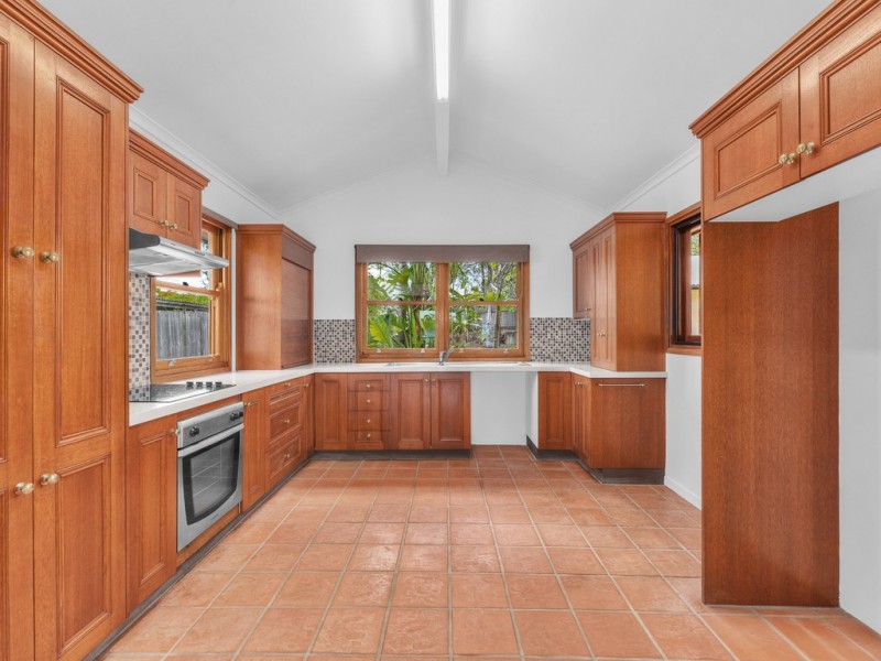 778 Moggill Road, Chapel Hill QLD 4069