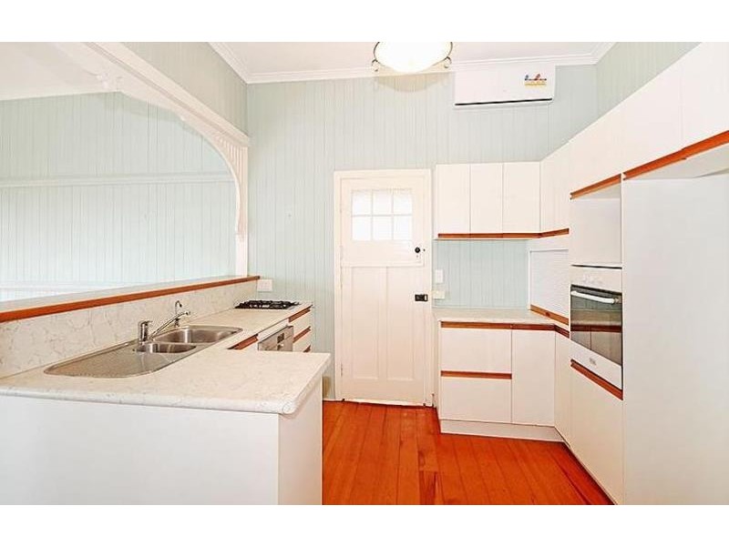 26 Davies Road, Ashgrove QLD 4060