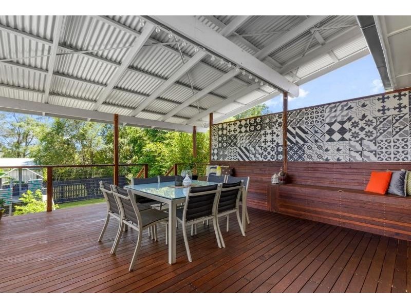 251 Banks Street, Ashgrove QLD 4060