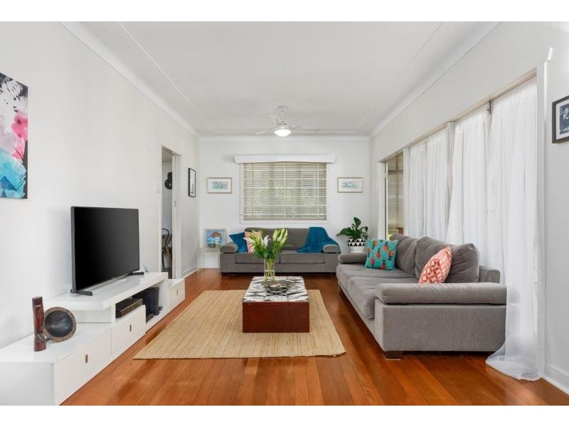 251 Banks Street, Ashgrove QLD 4060