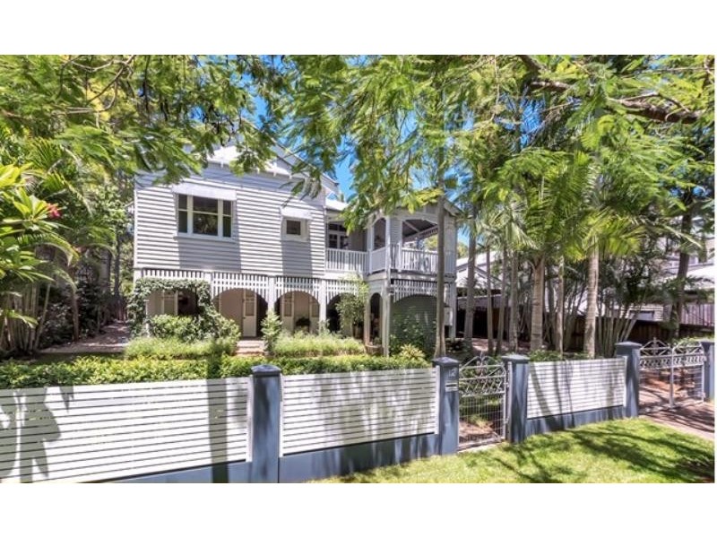 12 Moulton Street, Ashgrove QLD 4060