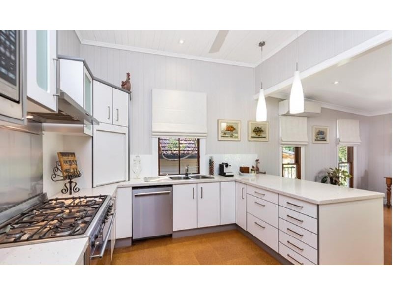 12 Moulton Street, Ashgrove QLD 4060