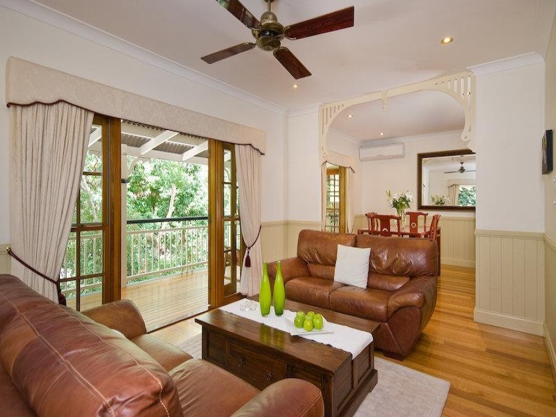 32A Glenrosa Rd, Red Hill QLD 4059
