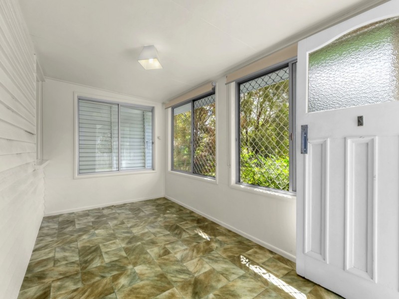 22 Alexandra Street, Bardon QLD 4065