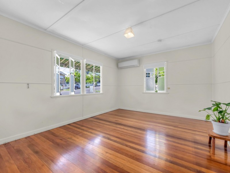 22 Alexandra Street, Bardon QLD 4065