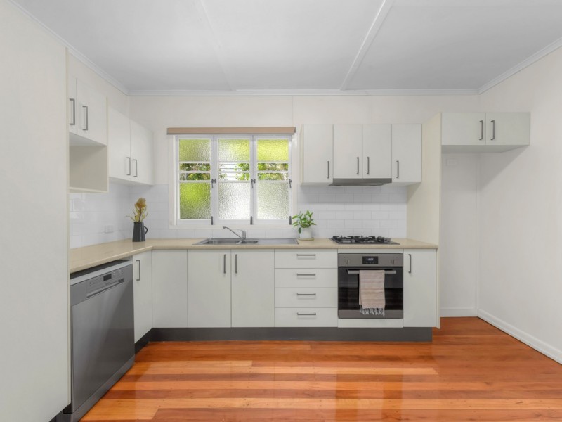 22 Alexandra Street, Bardon QLD 4065