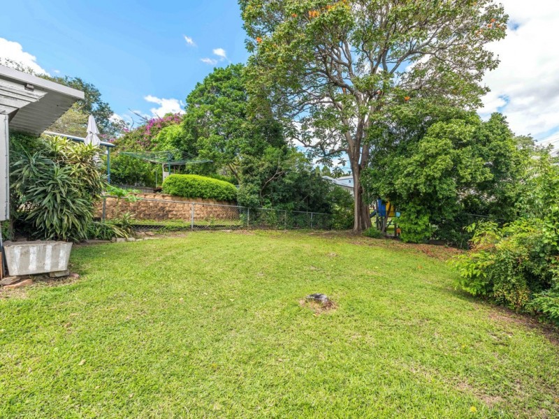 22 Alexandra Street, Bardon QLD 4065