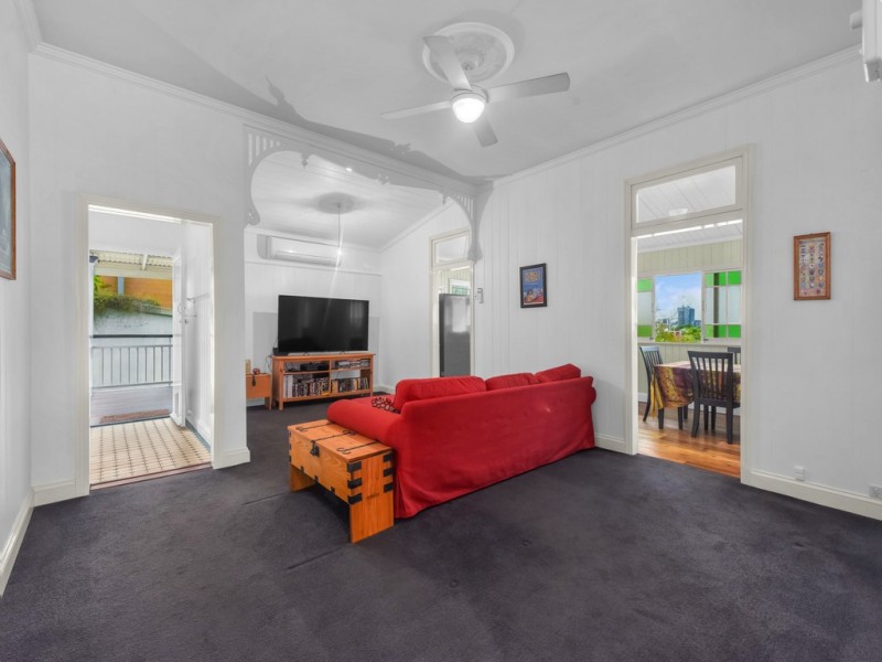 22 Elston Street, Red Hill QLD 4059