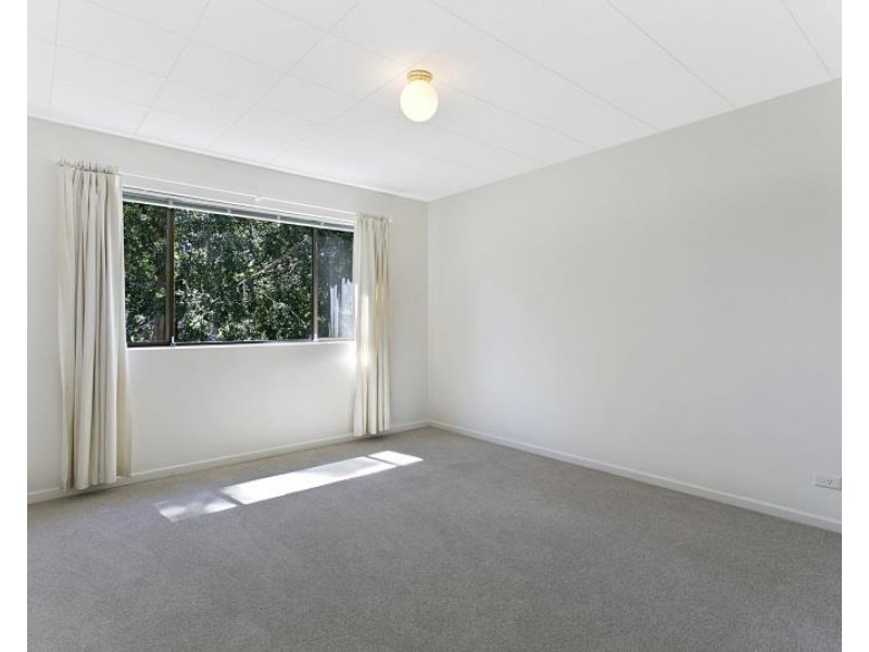 13/12 Patrick Lane, Toowong QLD 4066