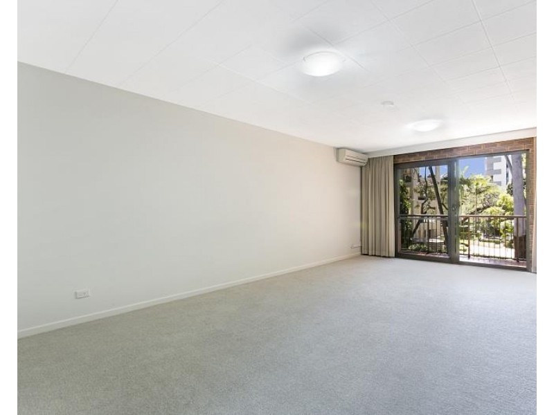 13/12 Patrick Lane, Toowong QLD 4066