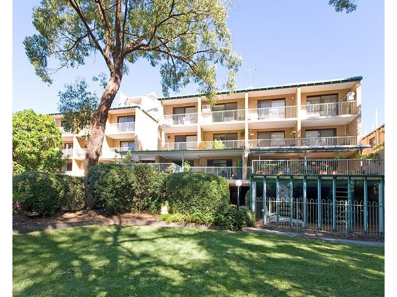 13/12 Patrick Lane, Toowong QLD 4066