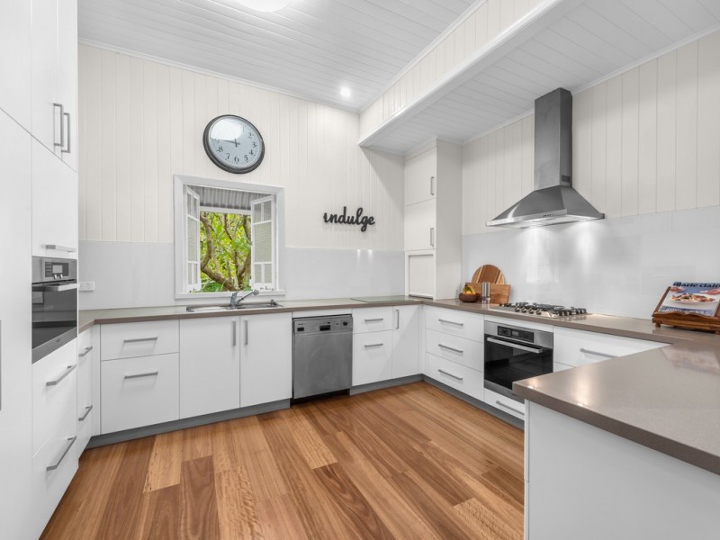 28 Kinkade Avenue, Ashgrove QLD 4060