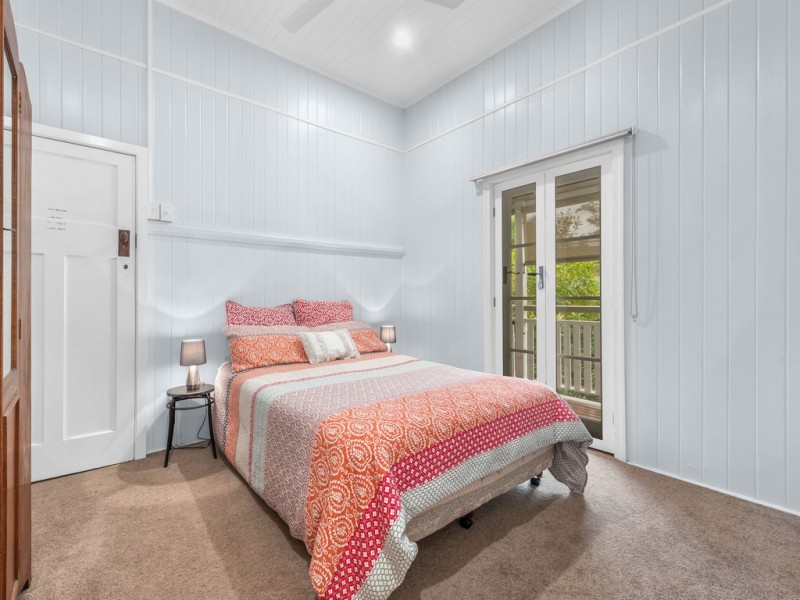 28 Kinkade Avenue, Ashgrove QLD 4060