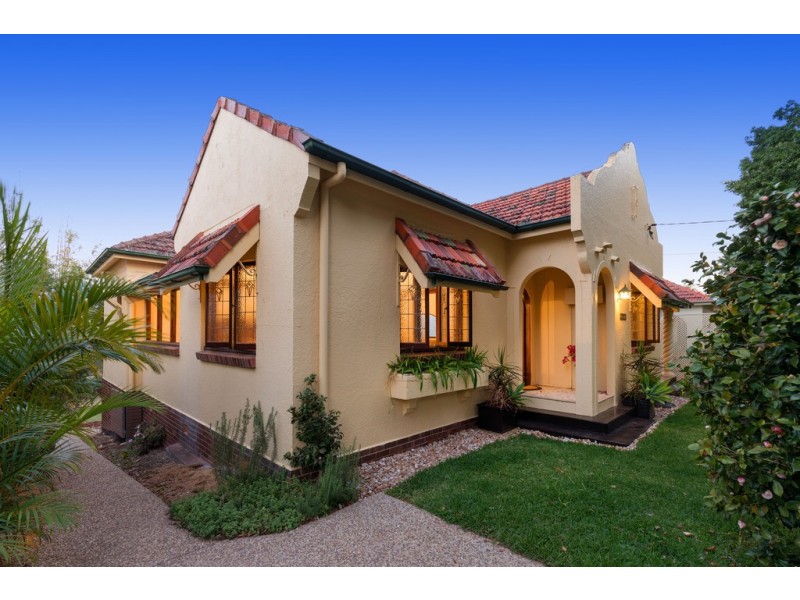 19 Glenlyon Drive, Ashgrove QLD 4060