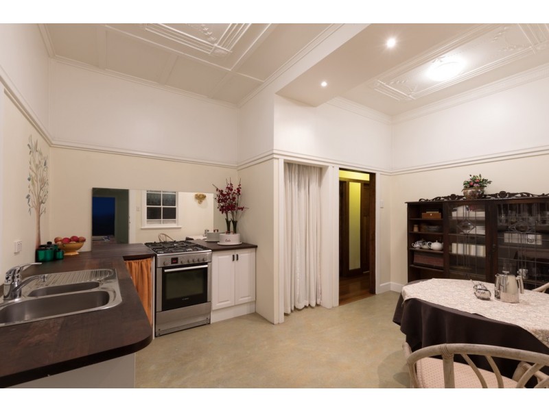 19 Glenlyon Drive, Ashgrove QLD 4060